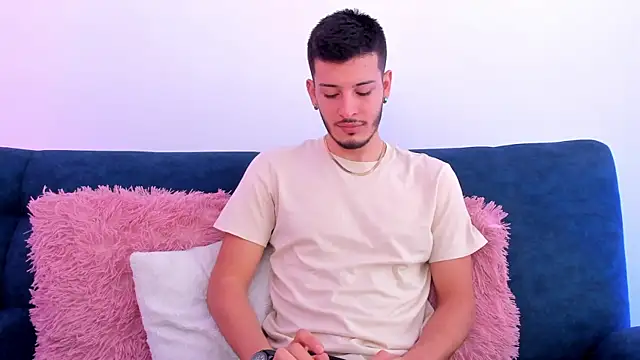 Snapshot of josh__val chatting on 05/15/26, 03:08 josh val online show from 05/15/26, 03:08