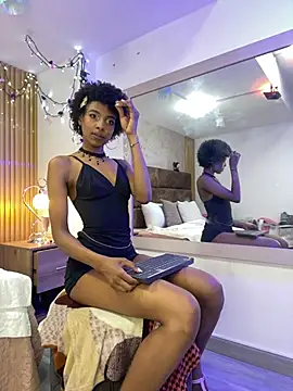 Afrodita Greenn online show from 07/05/26, 03:34