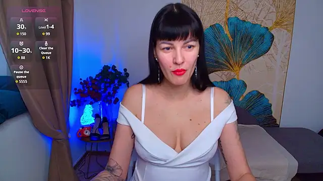 Snapshot of Agata__Moore chatting on 03/15/26, 02:06 Agata Moore online show from 03/15/26, 02:06