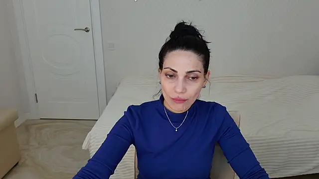Snapshot of LovelyBeatrice chatting on 03/05/26, 06:31 LovelyBeatrice online show from 03/05/26, 06:31