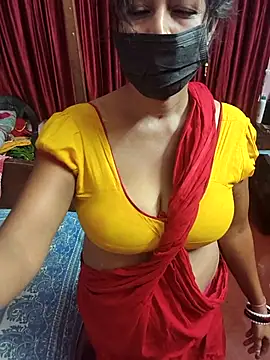 Little-Roshni online show from 06/16/26, 07:05