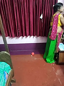 Little-Roshni online show from 07/27/26, 06:15
