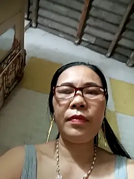 Snapshot of Nuna_689 chatting on 02/24/26, 02:59 Nuna 689 online show from 02/24/26, 02:59