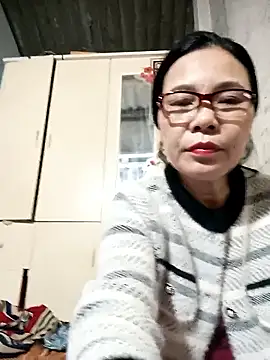 Snapshot of Nuna_689 chatting on 03/03/26, 01:28 Nuna 689 online show from 03/03/26, 01:28
