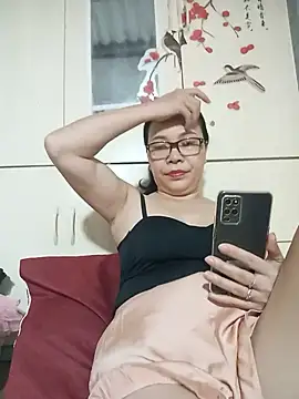 Nuna 689 online show from 07/23/26, 02:48