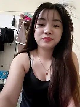 Snapshot of Pinks_cool chatting on 04/26/26, 03:42 Pinks cool online show from 04/26/26, 03:42