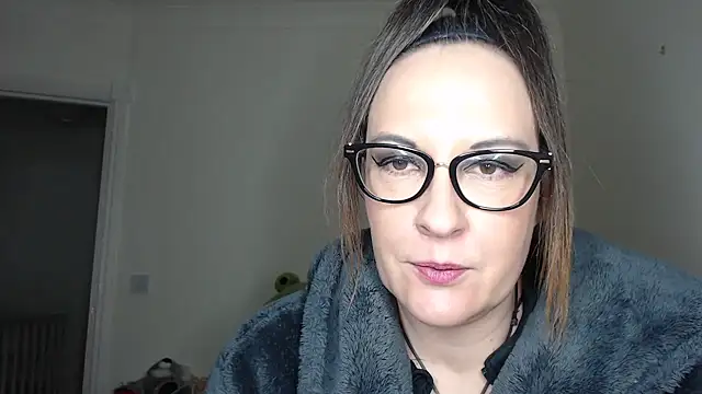 Snapshot of PsychicDominatrix chatting on 02/20/26, 07:03 PsychicDominatrix online show from 02/20/26, 07:03