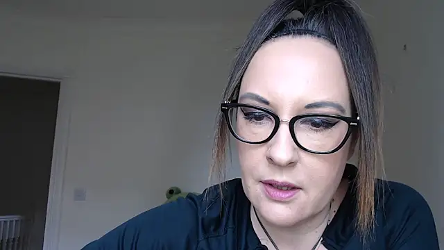 Snapshot of PsychicDominatrix chatting on 02/21/26, 12:17 PsychicDominatrix online show from 02/21/26, 12:17