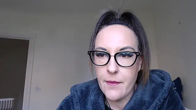 Snapshot of PsychicDominatrix chatting on 03/03/26, 10:32 PsychicDominatrix online show from 03/03/26, 10:32