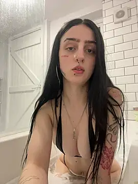 bellaxlauren online show from 07/04/26, 09:43