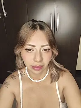 BellaDonna 16 online show from 06/10/26, 01:28