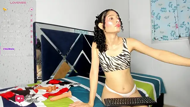 Snapshot of Ninna_Vergara chatting on 06/14/26, 02:24 Ninna Vergara online show from 06/14/26, 02:24