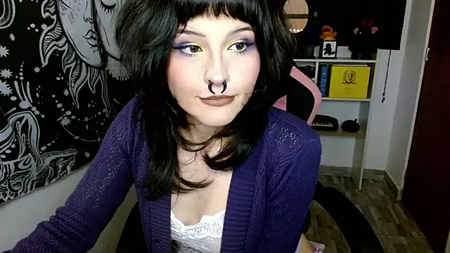 neena nyx  online show from 07/31/26, 09:25