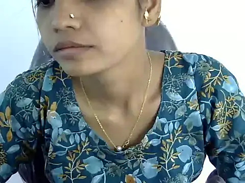 Snapshot of Kulsum_S chatting on 03/09/26, 08:51 Kulsum S online show from 03/09/26, 08:51
