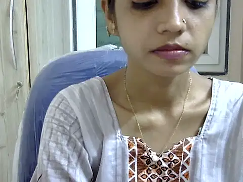 Snapshot of Kulsum_S chatting on 03/28/26, 12:38 Kulsum S online show from 03/28/26, 12:38