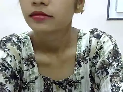 Snapshot of Kulsum_S chatting on 05/26/26, 01:51 Kulsum S online show from 05/26/26, 01:51