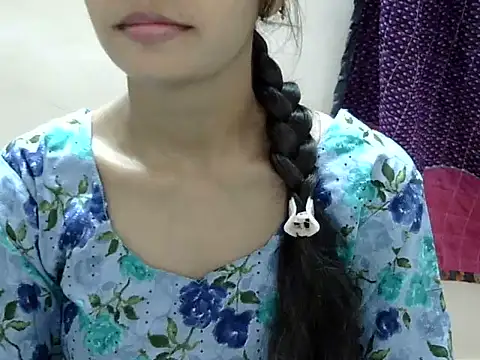 Kulsum S online show from 07/27/26, 02:13