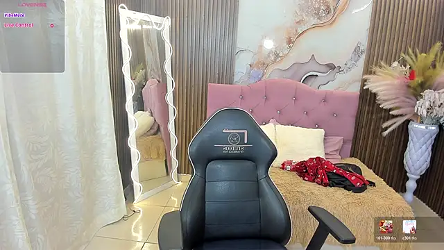 SABRIINA TAY online show from 06/10/26, 02:56