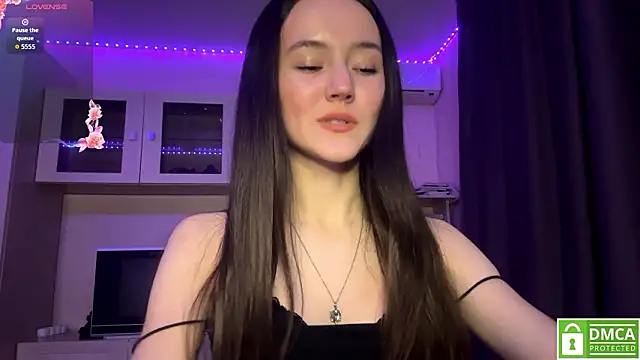 Snapshot of Kiaicatie chatting on 03/22/26, 05:49 Kiaicatie online show from 03/22/26, 05:49