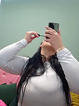 Snapshot of VickyVice chatting on 02/06/26, 06:00 VickyVice online show from 02/06/26, 06:00