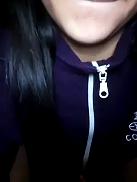 Snapshot of mariposaros4 chatting on 05/28/26, 05:27 mariposaros4 online show from 05/28/26, 05:27