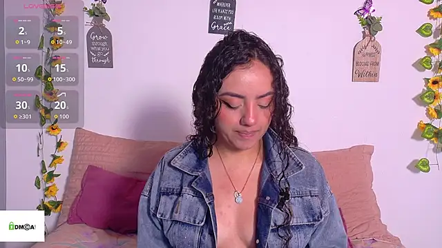 emiily curly online show from 05/20/26, 11:27