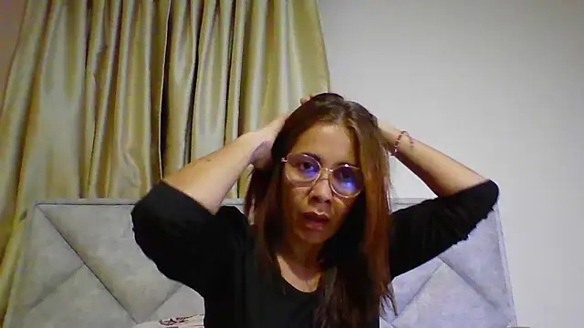 Snapshot of camila_star10 chatting on 05/10/26, 12:16 camila star10 online show from 05/10/26, 12:16