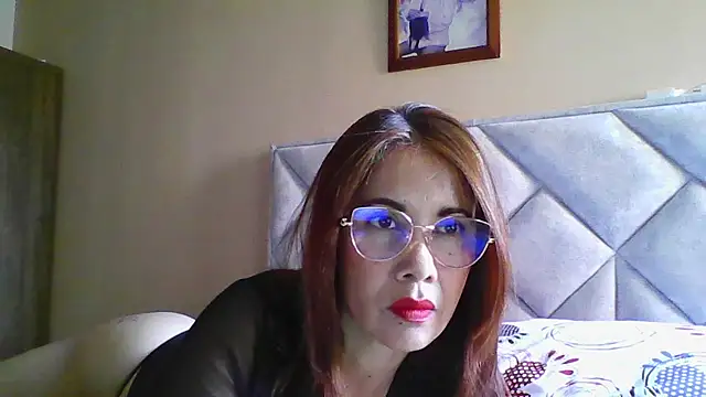 Snapshot of camila_star10 chatting on 06/04/26, 03:40 camila star10 online show from 06/04/26, 03:40