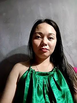 Snapshot of Rose-222 chatting on 03/08/26, 06:44 Rose-222 online show from 03/08/26, 06:44