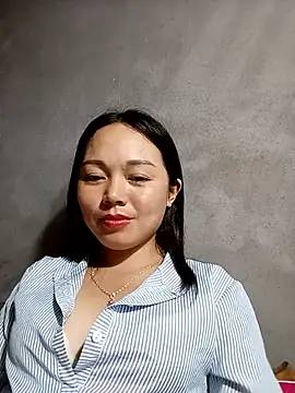 Snapshot of Rose-222 chatting on 03/21/26, 05:45 Rose-222 online show from 03/21/26, 05:45