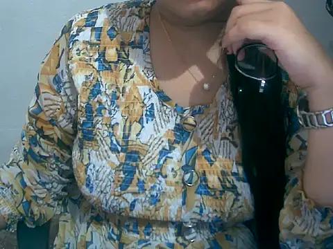 Snapshot of Cute_Aliyaa chatting on 03/09/26, 09:02 Cute Aliyaa online show from 03/09/26, 09:02