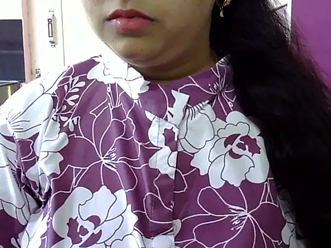 Snapshot of Cute_Aliyaa chatting on 04/10/26, 11:15 Cute Aliyaa online show from 04/10/26, 11:15