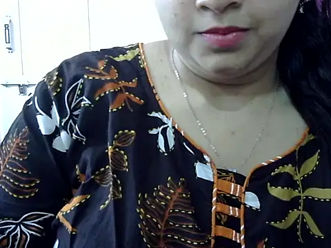 Snapshot of Cute_Aliyaa chatting on 04/24/26, 10:18 Cute Aliyaa online show from 04/24/26, 10:18