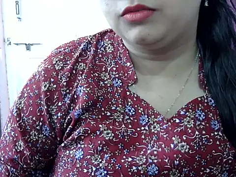 Snapshot of Cute_Aliyaa chatting on 05/14/26, 11:17 Cute Aliyaa online show from 05/14/26, 11:17