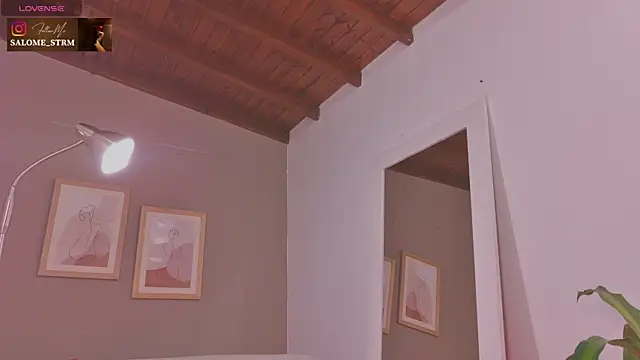 SalomeStorm  online show from 06/10/26, 02:27