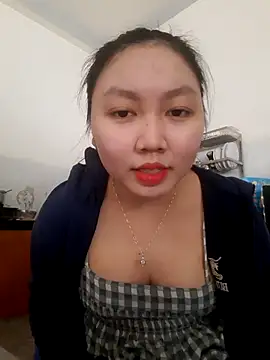 Snapshot of Heo_xxinhxx chatting on 02/22/26, 06:35 Heo xxinhxx online show from 02/22/26, 06:35