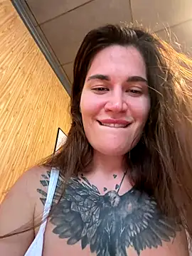 Snapshot of TattooGirlAlia chatting on 10/26/25, 02:23 TattooGirlAlia online show from 10/26/25, 02:23