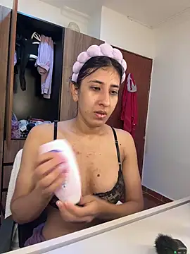 Snapshot of Violet_rousse7 chatting on 03/08/26, 12:41 Violet rousse7 online show from 03/08/26, 12:41