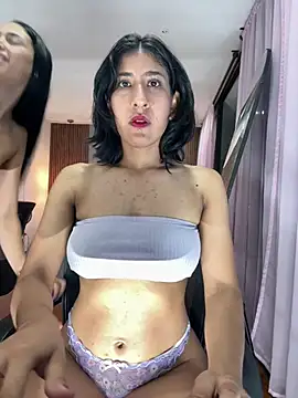 Snapshot of Violet_rousse7 chatting on 03/22/26, 03:10 Violet rousse7 online show from 03/22/26, 03:10