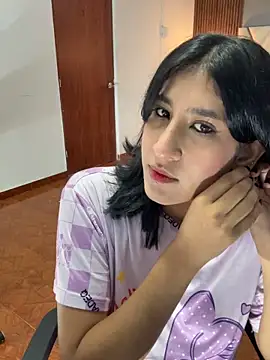 Snapshot of Violet_rousse7 chatting on 03/29/26, 03:17 Violet rousse7 online show from 03/29/26, 03:17