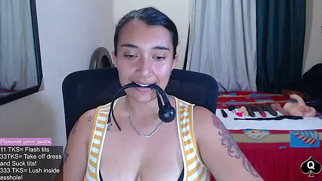 Snapshot of Robin_H00t_2 chatting on 05/27/26, 01:57 Robin H00t 2 online show from 05/27/26, 01:57