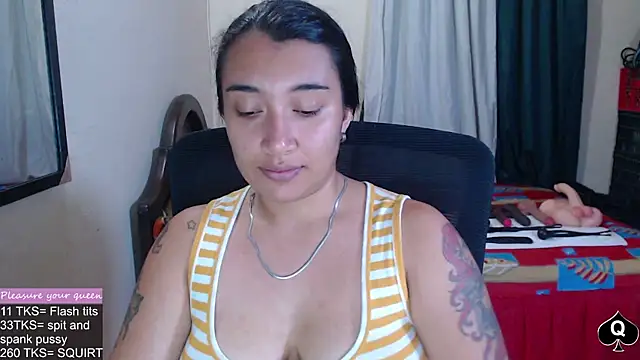 Snapshot of Robin_H00t_2 chatting on 05/29/26, 10:30 Robin H00t 2 online show from 05/29/26, 10:30