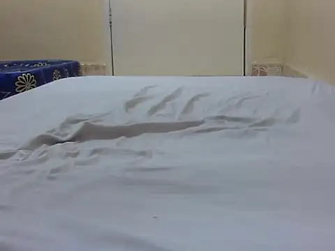 candyque online show from 07/28/26, 04:39