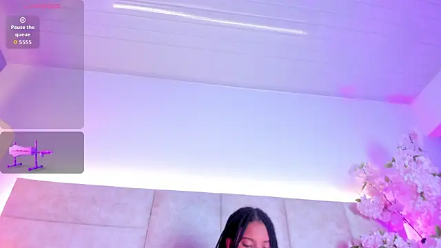 IsabelaRoman online show from 04/09/26, 08:25