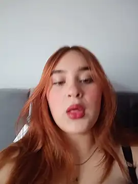 Snapshot of katty_42 chatting on 06/02/26, 07:16 katty 42 online show from 06/02/26, 07:16