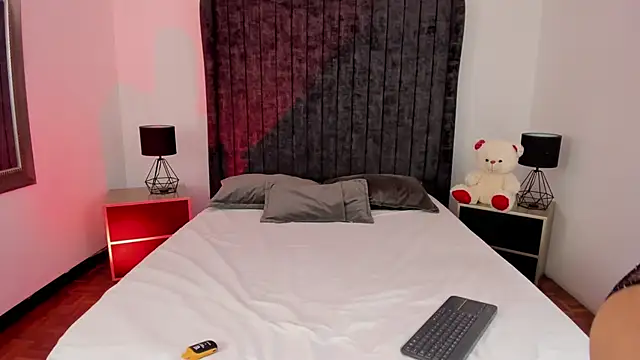 Zoe Banx online show from 05/23/26, 07:46