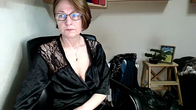 katemodel online show from 06/10/26, 06:23