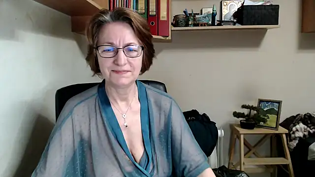 katemodel online show from 06/11/26, 05:27