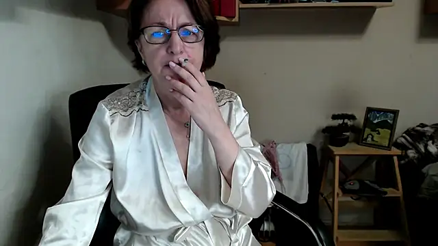 katemodel online show from 06/24/26, 06:12