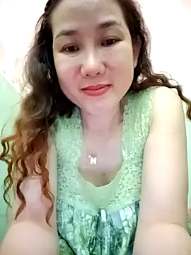 Snapshot of Ana-love2026 chatting on 04/19/26, 01:54 Ana-love2026 online show from 04/19/26, 01:54